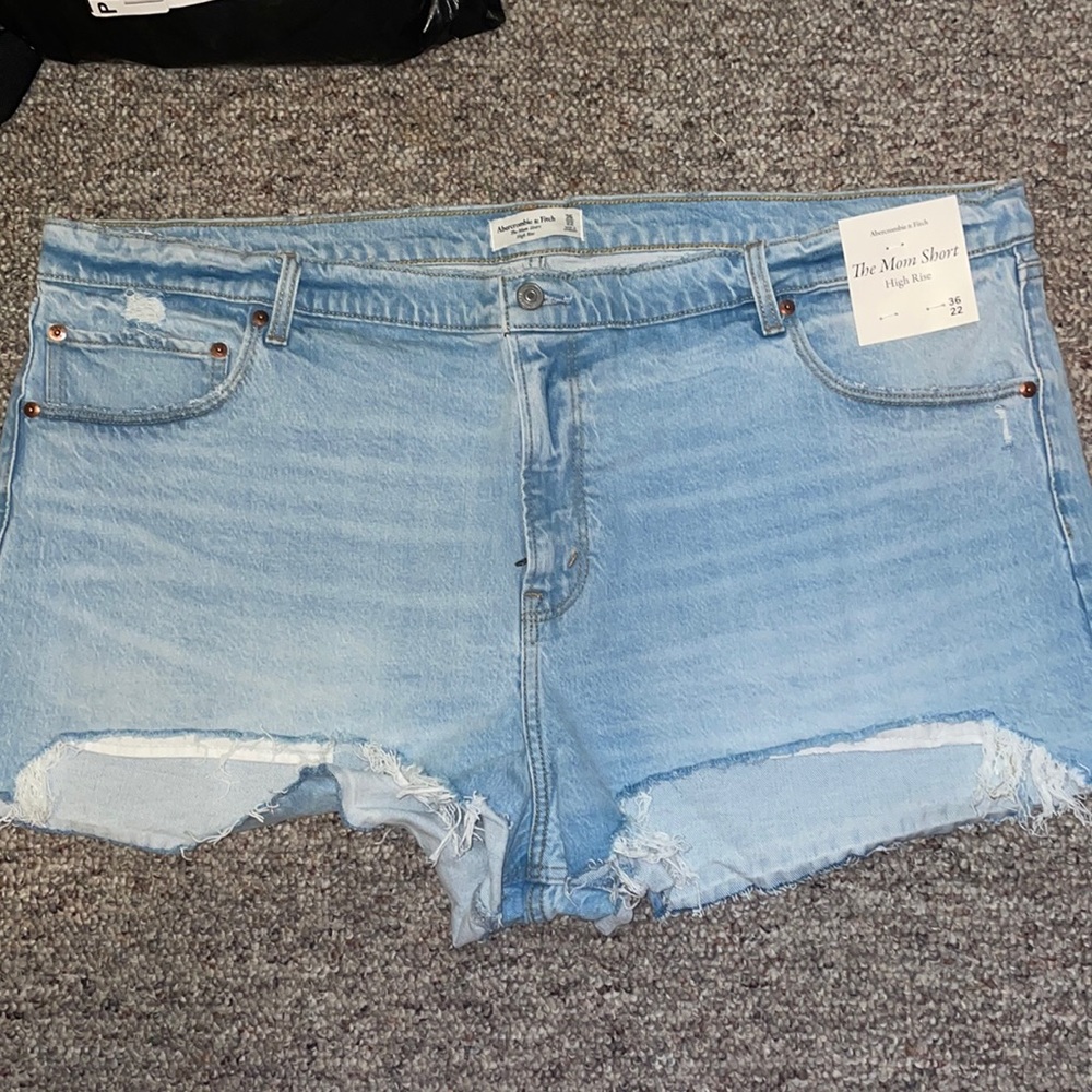 Abercrombie  Fitch high rise shorts